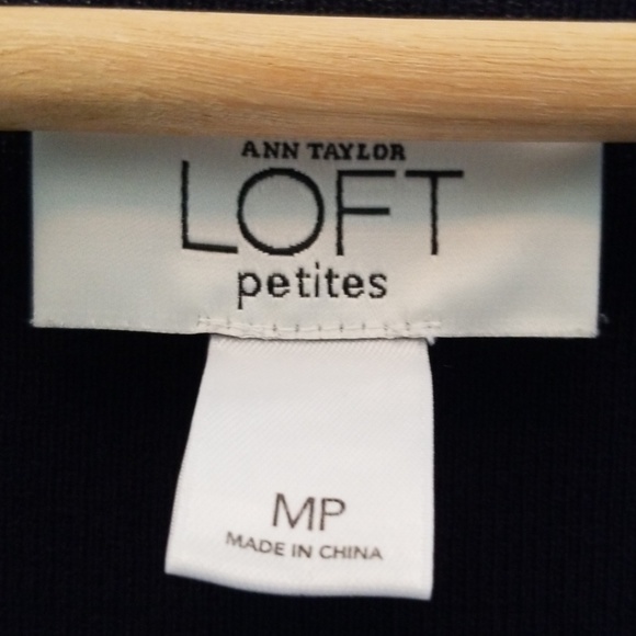 Top - Picture 2 of 4